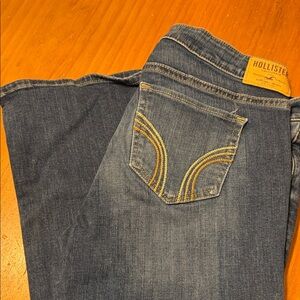 Hollister Women's Classic Blue Boot Cut Jeans